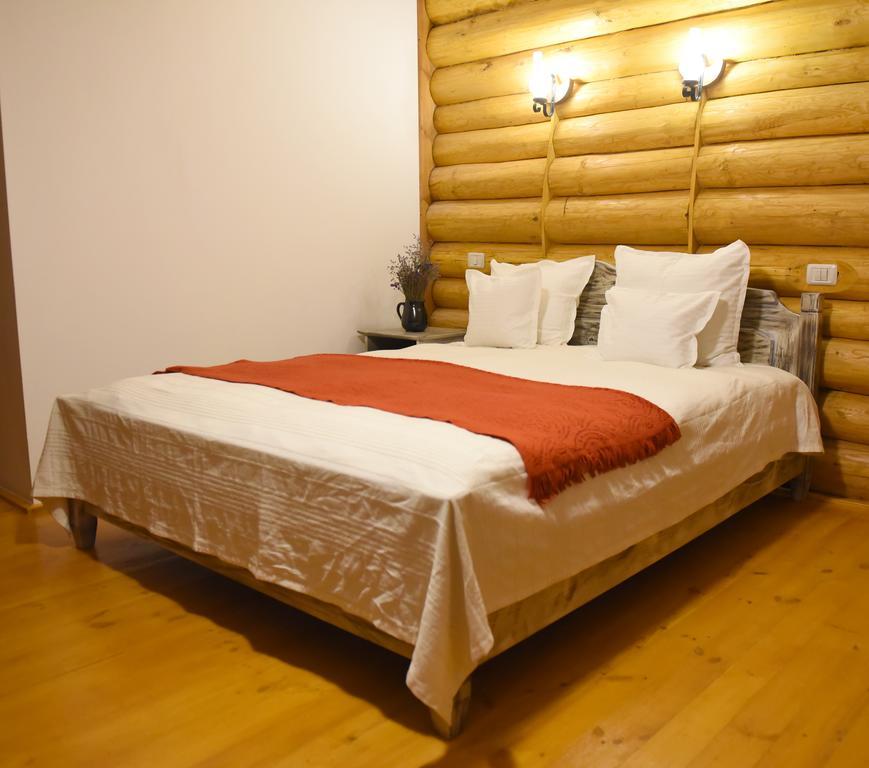 Domeniul Haiducilor Bucovina Suceava Exteriör bild
