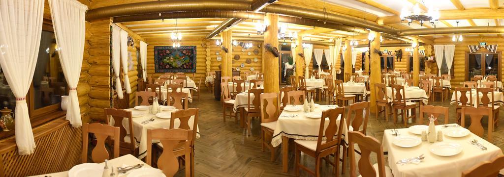 Domeniul Haiducilor Bucovina Suceava Exteriör bild